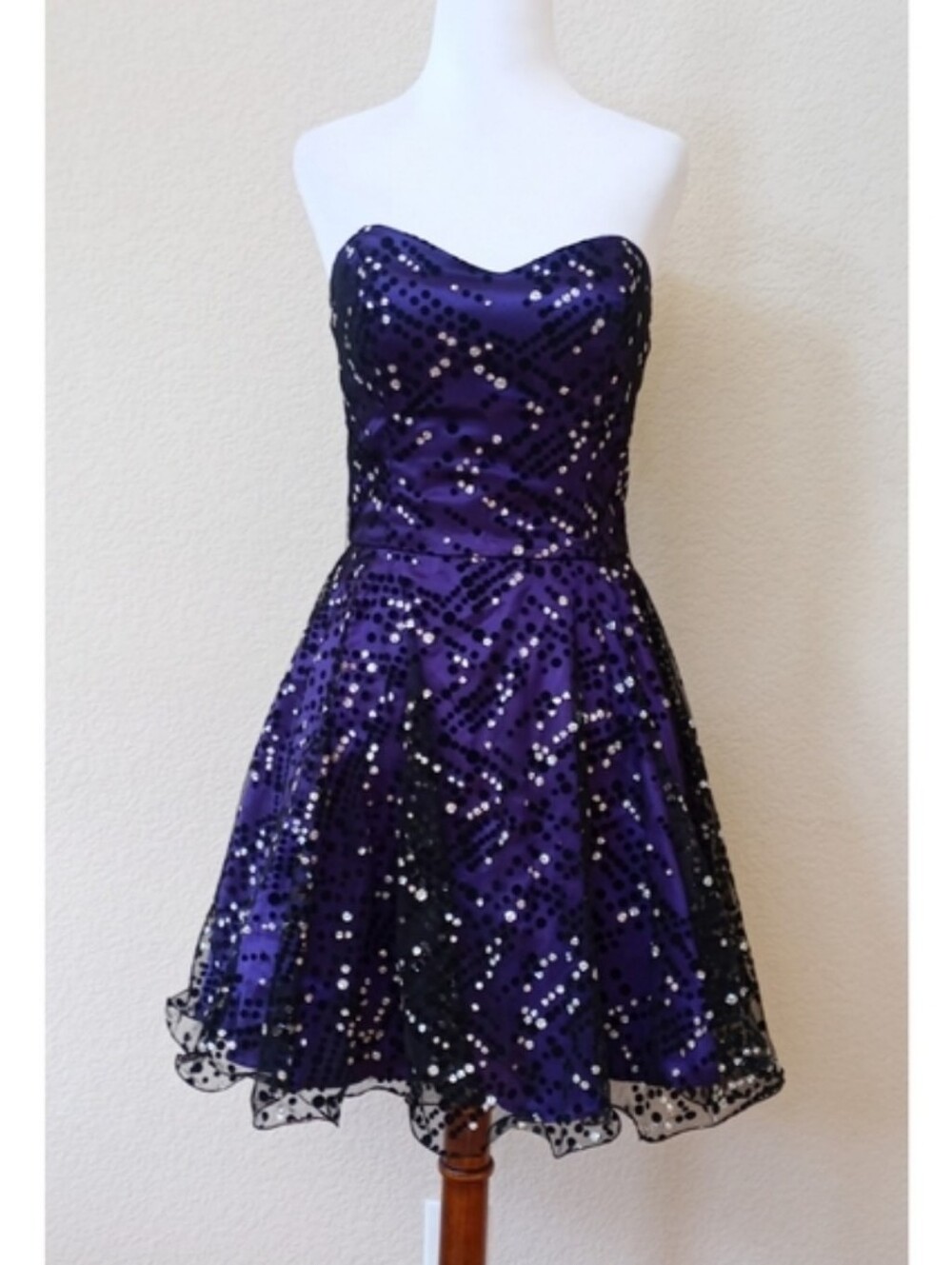 Masquerade vintage Y2K purple and glitter tulle strapless dress